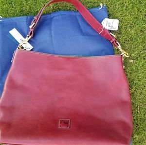 Dooney and Bourke Leather Extra Large Courtney Sac in Bordeaux New with Tags~